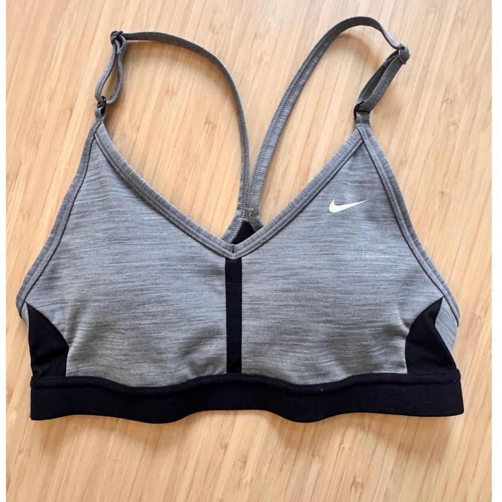 Nike Sports Bra Womens Small Grey Excellent Dri-FIT Indy V-Neck CZ4456-084